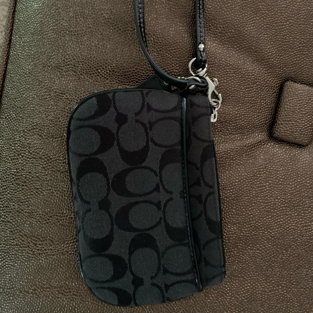 Brand new authentic Coach wristlet